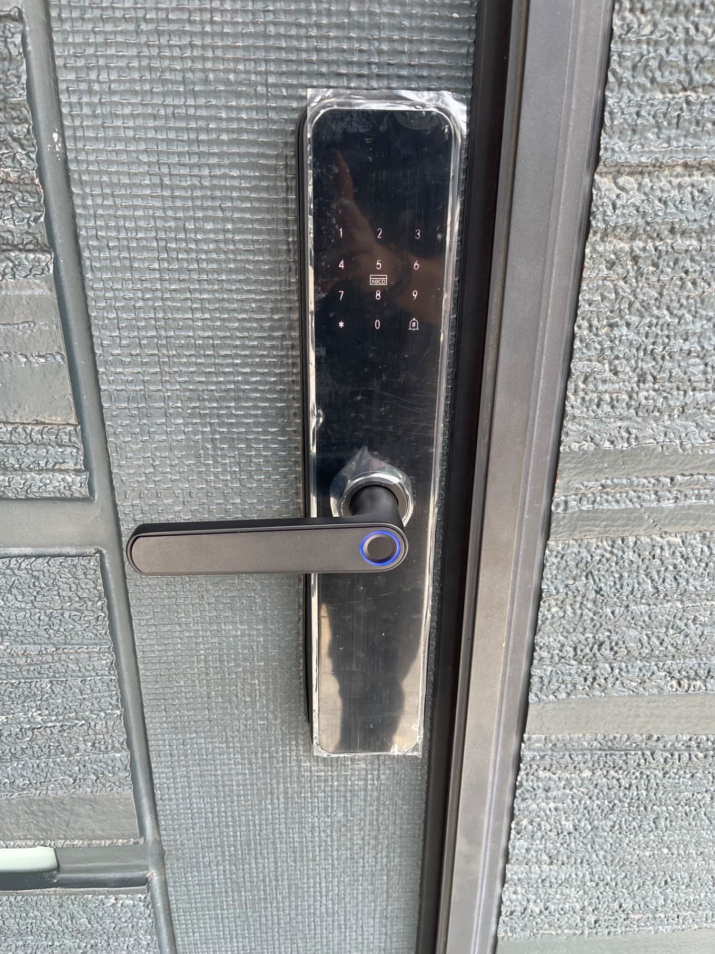 新竹黃先生的故事：從大廠牌失望到選擇 PLUSONE ARIES 防水電子鎖的安心體驗